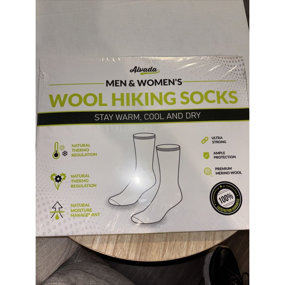 Alvada Men's And Women's Wool Blend Socks 3 Pair Medium Large New